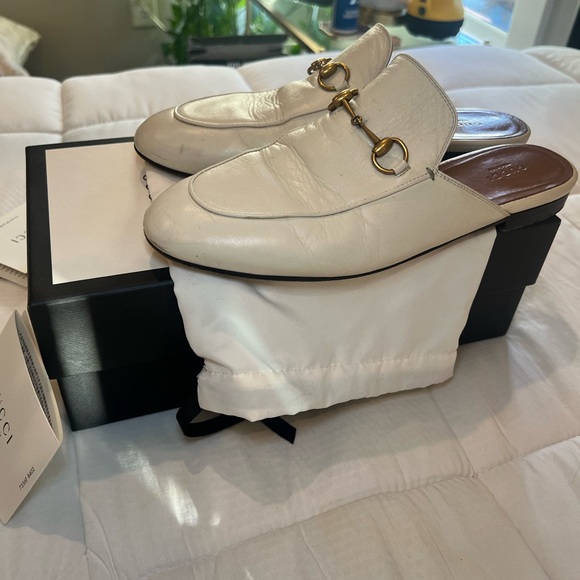Gucci White/Cream Slides 40.5 - Picture 3 of 4